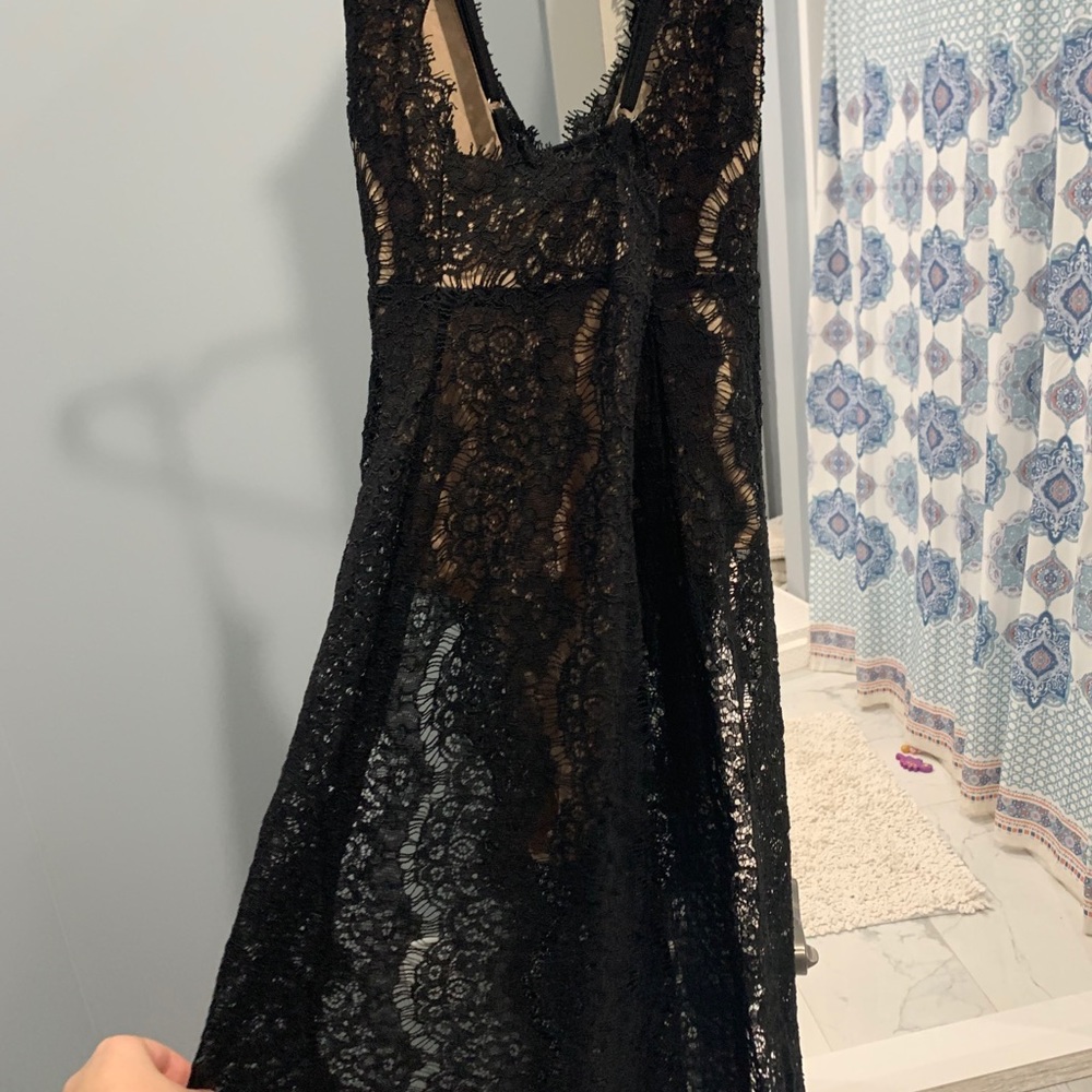 Dress - Picture 5 of 5